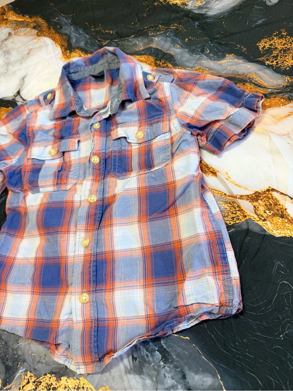 GapsKids button shirt size 4 toddler